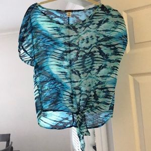 Chiffon cap sleeve shirt